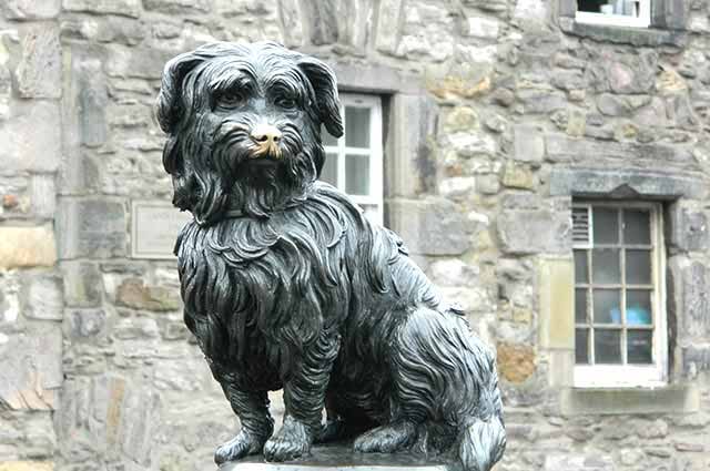 Greyfriars Bobby statue in Edinburgh's Old Town